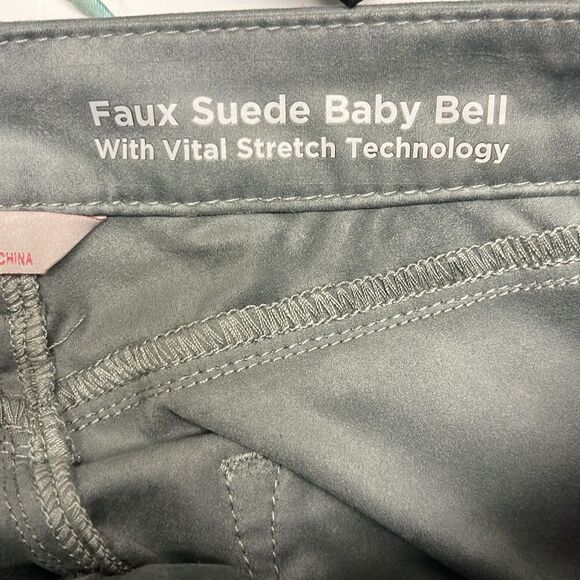 Laurie Felt Los Angeles Faux Suede Baby Bell Vital Stretch Technology Pants- 6 - Picture 9 of 13